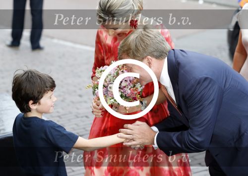 Amsterdam 4 juni 2016
Koning Willem Alexander en koningin Maxima bezoeken stadsschouwburg.