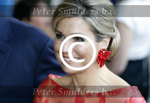 Amsterdam 4 juni 2016
Koning Willem Alexander en koningin Maxima bezoeken stadsschouwburg.