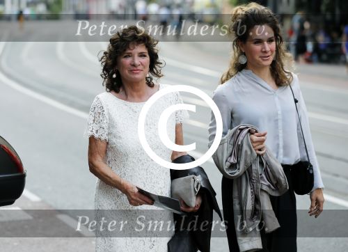 Amsterdam 4 juni 2016 
Premiere in de ban van broadway in het nieuwe de la mar. Linda v Dijck met een kennis