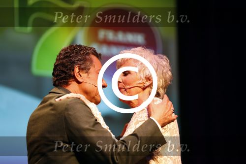 Amsterdam 17 mei 2016 
Surprise feestje voor Frank Sanders voor zijn 70e verjaardag in de kleine komedie.
Lucie de Lange