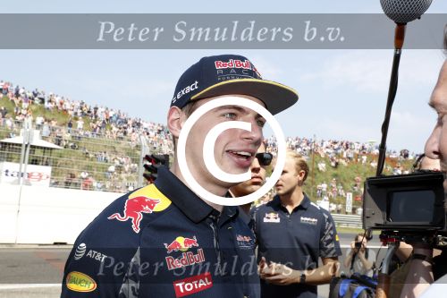 Zandvoort 4 juni 2016
Jumbo familie racedagen op Zandvoort met oa Max Verstappen en zijn Red Bull race auto.