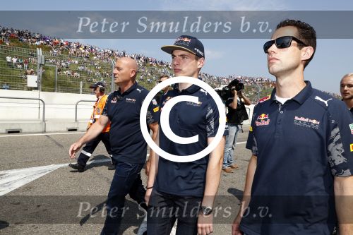 Zandvoort 4 juni 2016
Jumbo familie racedagen op Zandvoort met oa Max Verstappen en zijn Red Bull race auto.