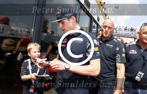 Zandvoort 4 juni 2016
Jumbo familie racedagen op Zandvoort met oa Max Verstappen en zijn Red Bull race auto.