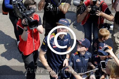 Zandvoort 4 juni 2016
Jumbo familie racedagen op Zandvoort met oa Max Verstappen en zijn Red Bull race auto.