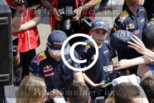 Zandvoort 4 juni 2016
Jumbo familie racedagen op Zandvoort met oa Max Verstappen en zijn Red Bull race auto.