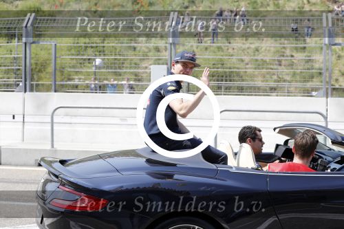 Zandvoort 4 juni 2016
Jumbo familie racedagen op Zandvoort met oa Max Verstappen en zijn Red Bull race auto.