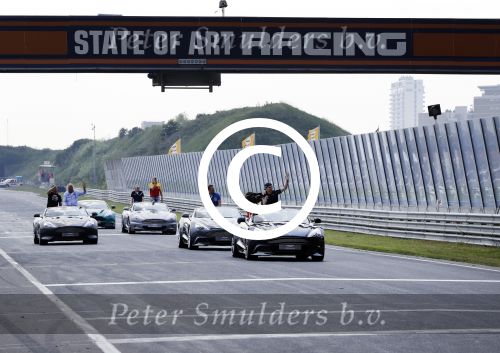 Zandvoort 4 juni 2016
Jumbo familie racedagen op Zandvoort met oa Max Verstappen en zijn Red Bull race auto.