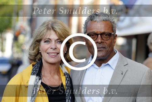 Amsterdam 17 mei 2016 
Surprise feestje voor Frank Sanders voor zijn 70e verjaardag in de kleine komedie.
Lieneke le Roux met haar partner Mike Ho Sam Sooi
