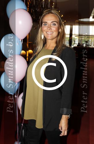 Amsterdam 24 mei 2016
Mom,s moment met meerdere bekende vrouwen die zwanger zijn of net bevallen.
Event vond plaats in hotel L\'europe en werd georganiseerd door the class company. Monique Westenberg ( vriendin Andre Hazes)