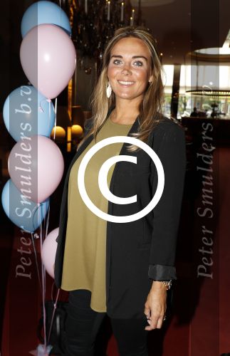 Amsterdam 24 mei 2016
Mom,s moment met meerdere bekende vrouwen die zwanger zijn of net bevallen.
Event vond plaats in hotel L\'europe en werd georganiseerd door the class company. Monique Westenberg ( vriendin Andre Hazes)