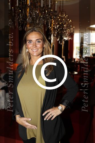 Amsterdam 24 mei 2016
Mom,s moment met meerdere bekende vrouwen die zwanger zijn of net bevallen.
Event vond plaats in hotel L\'europe en werd georganiseerd door the class company. Monique Westenberg ( vriendin Andre Hazes)