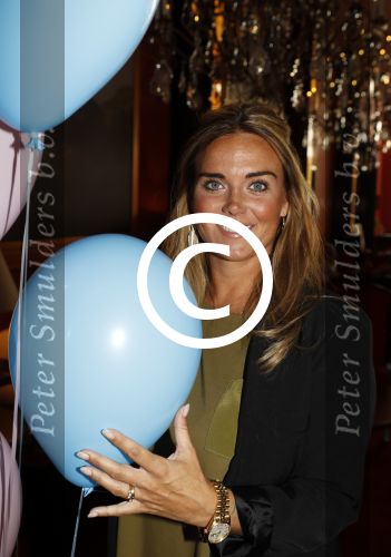 Amsterdam 24 mei 2016
Mom,s moment met meerdere bekende vrouwen die zwanger zijn of net bevallen.
Event vond plaats in hotel L\'europe en werd georganiseerd door the class company. Monique Westenberg ( vriendin Andre Hazes)