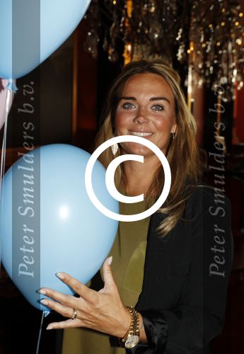 Amsterdam 24 mei 2016
Mom,s moment met meerdere bekende vrouwen die zwanger zijn of net bevallen.
Event vond plaats in hotel L\'europe en werd georganiseerd door the class company. Monique Westenberg ( vriendin Andre Hazes)