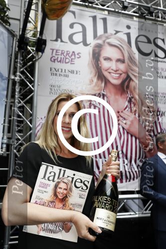 Amsterdam 2 juni 2016 
Terras special award van Talkiesgaat dit jaar naar Hotel the Dylan. Nance Coolen en Kristina Bozilovic