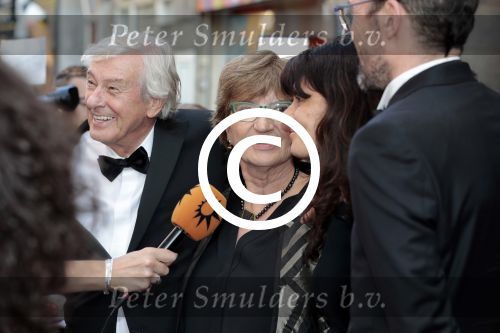 Amsterdam 31 mei 2016
Premiere nieuwste film van Paul Verhoeven Elle in Tuschinski.
Paul Verhoeven kwam met zijn vrouw dochter en schoonzoon