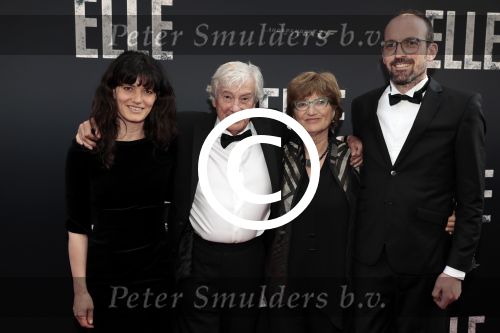 Amsterdam 31 mei 2016
Premiere nieuwste film van Paul Verhoeven Elle in Tuschinski.
Paul Verhoeven kwam met zijn vrouw dochter en schoonzoon
