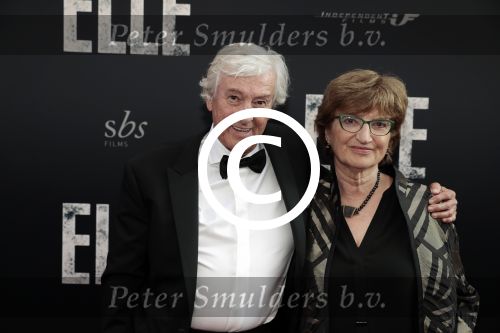 Amsterdam 31 mei 2016
Premiere nieuwste film van Paul Verhoeven Elle in Tuschinski.
Paul Verhoeven kwam met zijn vrouw dochter en schoonzoon