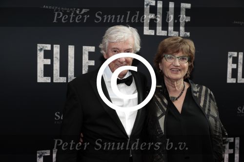 Amsterdam 31 mei 2016
Premiere nieuwste film van Paul Verhoeven Elle in Tuschinski.
Paul Verhoeven kwam met zijn vrouw dochter en schoonzoon