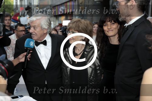 Amsterdam 31 mei 2016
Premiere nieuwste film van Paul Verhoeven Elle in Tuschinski.
Paul Verhoeven kwam met zijn vrouw dochter en schoonzoon