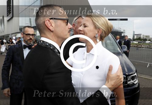 Amsterdam 4 juni 2016
Amsterdam Dam diner in de HMH tbv het aidsfonds.
Prinses Mabel met Victor en Rolf