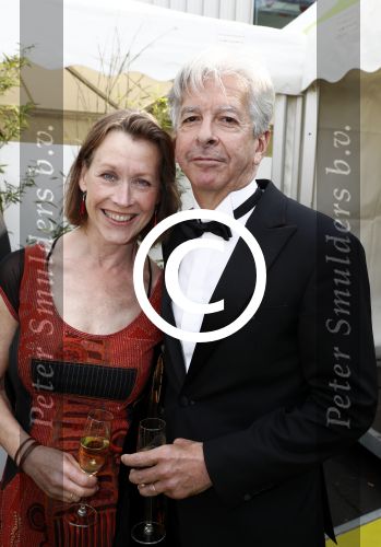 Amsterdam 4 juni 2016
Amsterdam Dam diner in de HMH tbv het aidsfonds. Ronald Plasterk met vrouw