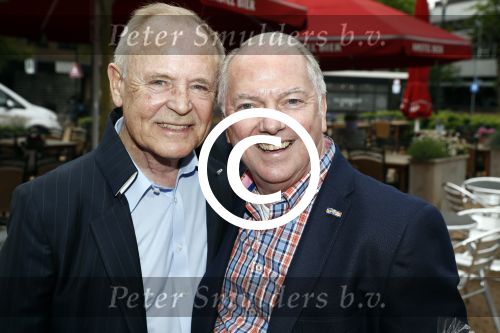Hilversum 25 mei 2016
Feest Imca Marina vanwege 60 jarig artiesten jubileum en haar 75e verjaardag in de kei. Ronnie Tober en Jan Jochems