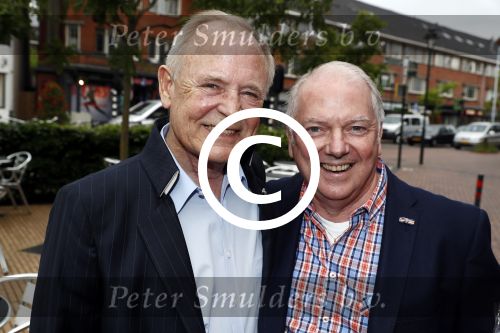 Hilversum 25 mei 2016
Feest Imca Marina vanwege 60 jarig artiesten jubileum en haar 75e verjaardag in de kei. Ronnie Tober en Jan Jochems