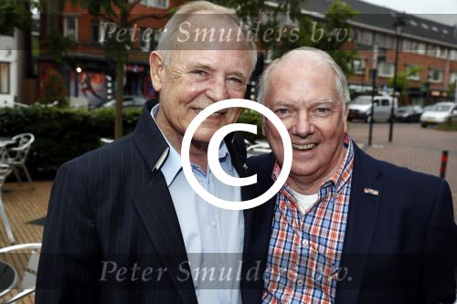 Hilversum 25 mei 2016
Feest Imca Marina vanwege 60 jarig artiesten jubileum en haar 75e verjaardag in de kei. Ronnie Tober en Jan Jochems
