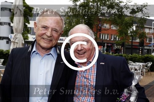 Hilversum 25 mei 2016
Feest Imca Marina vanwege 60 jarig artiesten jubileum en haar 75e verjaardag in de kei. Ronnie Tober en Jan Jochems