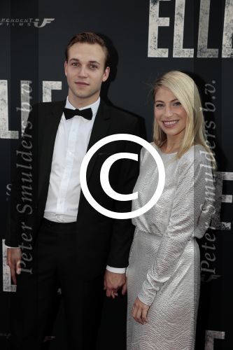 Amsterdam 31 mei 2016
Premiere nieuwste film van Paul Verhoeven Elle in Tuschinski. Sarah Chronis kwam met haar vriend Kay Greidanus