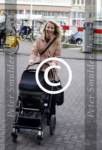 Amsterdam 24 mei 2016
Mom,s moment met meerdere bekende vrouwen die zwanger zijn of net bevallen.
Event vond plaats in hotel L\'europe en werd georganiseerd door the class company. Vivian Reijs met zoontje James
