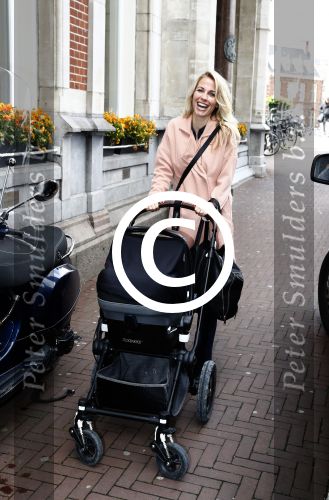 Amsterdam 24 mei 2016
Mom,s moment met meerdere bekende vrouwen die zwanger zijn of net bevallen.
Event vond plaats in hotel L\'europe en werd georganiseerd door the class company. Vivian Reijs met zoontje James