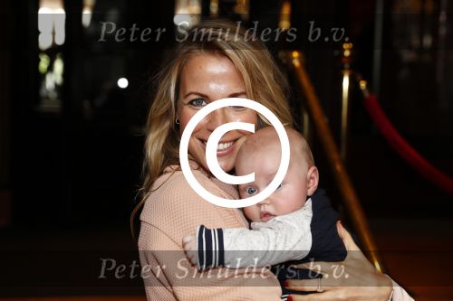 Amsterdam 24 mei 2016
Mom,s moment met meerdere bekende vrouwen die zwanger zijn of net bevallen.
Event vond plaats in hotel L\'europe en werd georganiseerd door the class company. Vivian Reijs met zoontje James