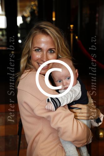 Amsterdam 24 mei 2016
Mom,s moment met meerdere bekende vrouwen die zwanger zijn of net bevallen.
Event vond plaats in hotel L\'europe en werd georganiseerd door the class company. Vivian Reijs met zoontje James