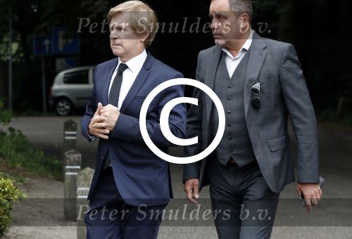 Vught 13 juni 2017
Herdenkingsdienst/ begrafenis van Sandra Reemer in kasteel Maurick. Addy v d Krommenacker met partner