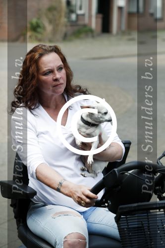Breda 11 mei 2017
Andrea van der Kaap de weduwe van Sugar Lee Hooper op haar scootmobiel