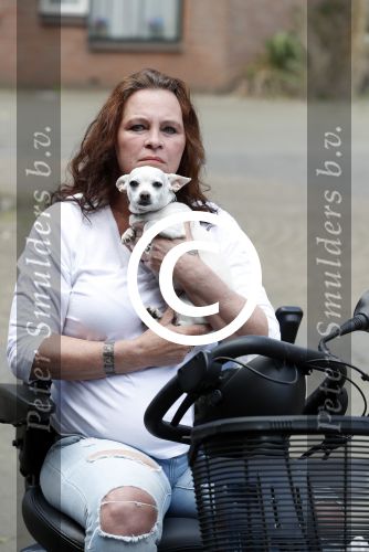 Breda 11 mei 2017
Andrea van der Kaap de weduwe van Sugar Lee Hooper op haar scootmobiel