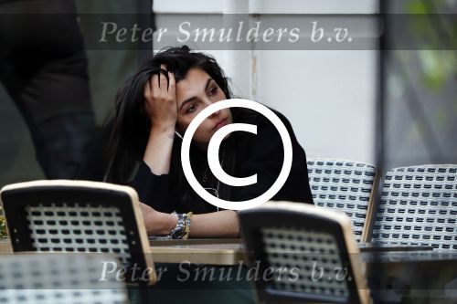 Amsterdam 7 juni 2017 
Anna Nooshin verdrietig bellend op terras