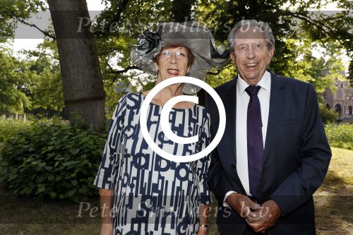 Haarzuilens 21 juni 2017
Haringparty bij kasteel de Haar. Annemarie Jorritsma met man