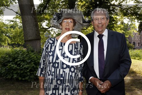 Haarzuilens 21 juni 2017
Haringparty bij kasteel de Haar. Annemarie Jorritsma met man