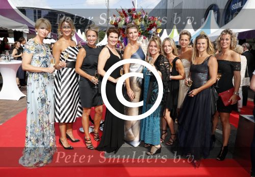 Amsterdam 17 juni 2017  
Amsterdam diner in het AFAS music hall in Amsterdam. Anouk Smulders Nienke Wynia Dymphy Anouk v Nes Micky Hoogendijk Anneloes Carlijn Lempers Brigitte Judith Wiersema en Masha