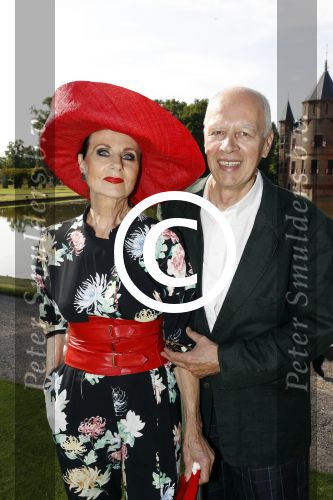 Haarzuilens 21 juni 2017
Haringparty bij kasteel de Haar. Ans Markus met Wybe Tuinman