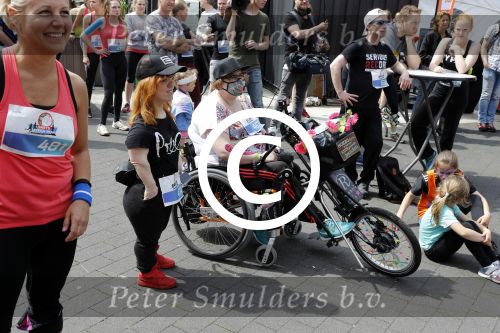 Hilversum 21 mei 2017
Bart \'s mediarun op het mediapark tbd de Bart de Graaff foundation. Aanwezig zus Miriam en moeder Marianne  van Bart de Graaff. Bridget Maasland zoon Mees , Kees Tol Howard Komproe en Jan Heemskerk lopen mee. Irene Moors presenteert het geheel.