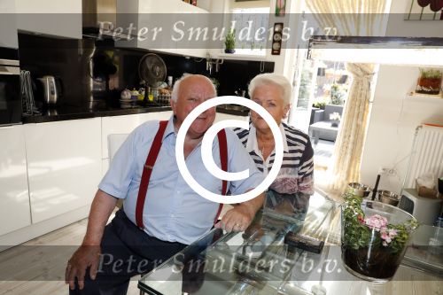Vlaardingen 9 juni 2017
Bas v Toor en zijn vrouw in hun huis