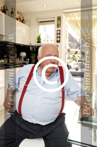 Vlaardingen 9 juni 2017
Bas v Toor en zijn vrouw in hun huis