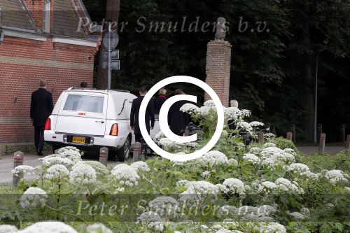 Vught 13 juni 2017
Herdenkingsdienst/ begrafenis van Sandra Reemer in kasteel Maurick.