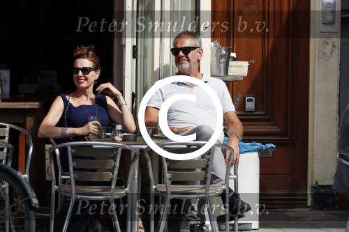 Amsterdam 15 juni 2017
Bert Kuizenga met zijn vrouw op terras