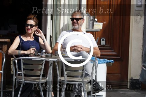 Amsterdam 15 juni 2017
Bert Kuizenga met zijn vrouw op terras