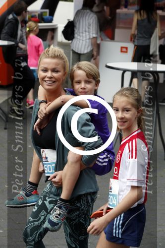 Hilversum 21 mei 2017
Bart \'s mediarun op het mediapark tbd de Bart de Graaff foundation. Aanwezig zus Miriam en moeder Marianne  van Bart de Graaff. Bridget Maasland zoon Mees , Kees Tol Howard Komproe en Jan Heemskerk lopen mee. Irene Moors presenteert het geheel.