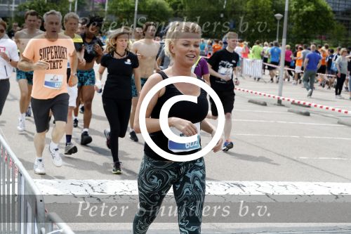Hilversum 21 mei 2017
Bart \'s mediarun op het mediapark tbd de Bart de Graaff foundation. Aanwezig zus Miriam en moeder Marianne  van Bart de Graaff. Bridget Maasland zoon Mees , Kees Tol Howard Komproe en Jan Heemskerk lopen mee. Irene Moors presenteert het geheel.